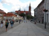 Białystok. Rynek Kościuszki, w tle Katedra Wniebowzięcia NMP.